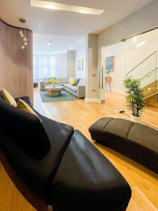 Edge14- Spacious, Stylish And Near The Beach! New Quay Εξωτερικό φωτογραφία