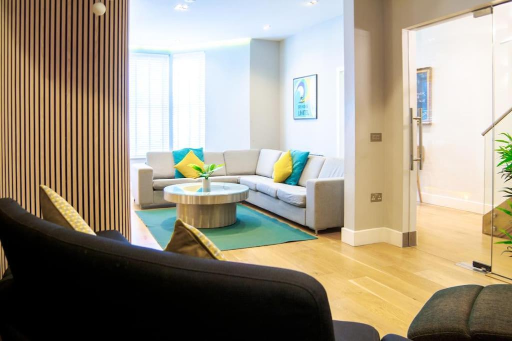 Edge14- Spacious, Stylish And Near The Beach! New Quay Εξωτερικό φωτογραφία